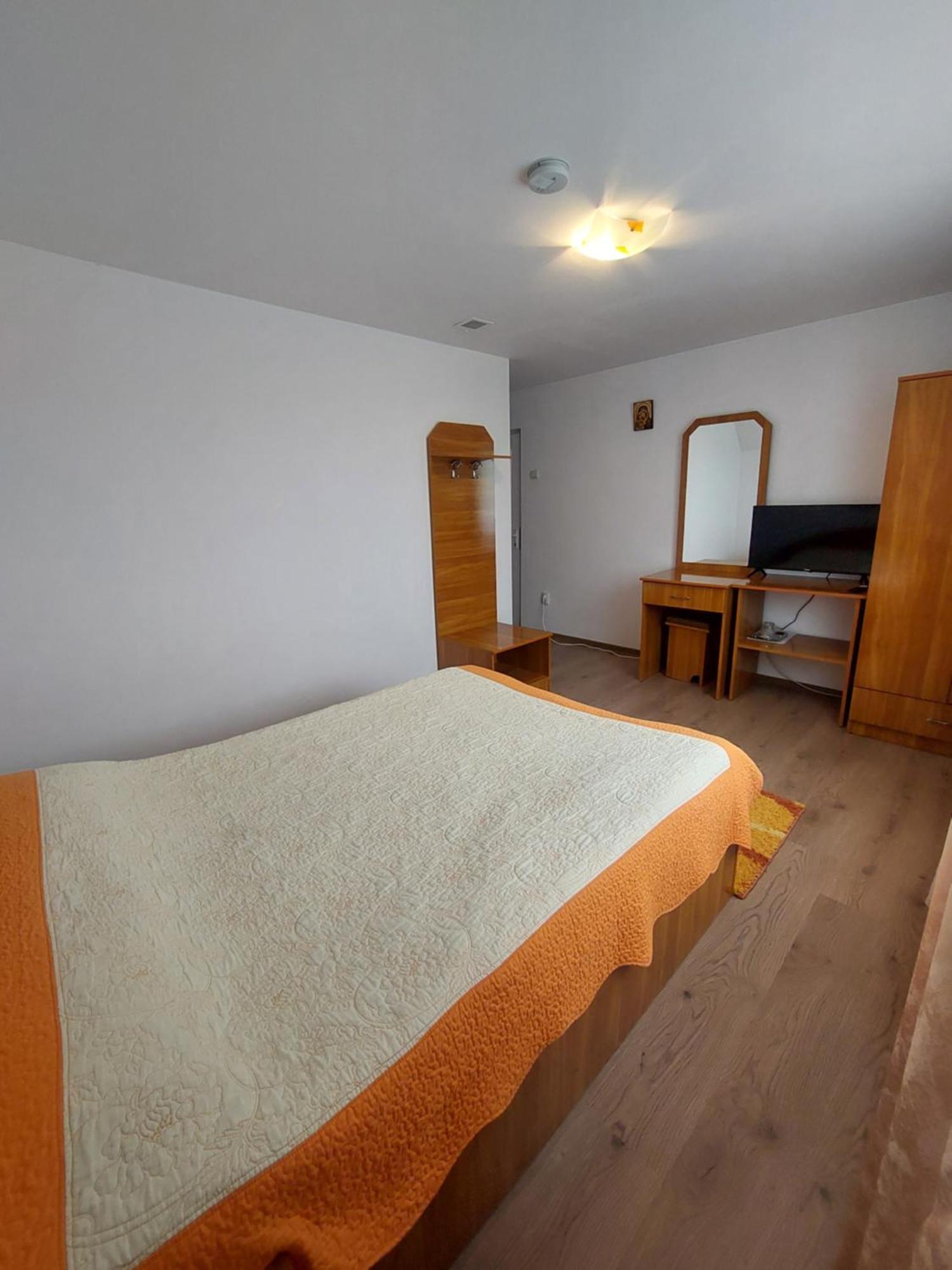 Steaua Nordului Hotel Târgu Neamţ Exterior foto