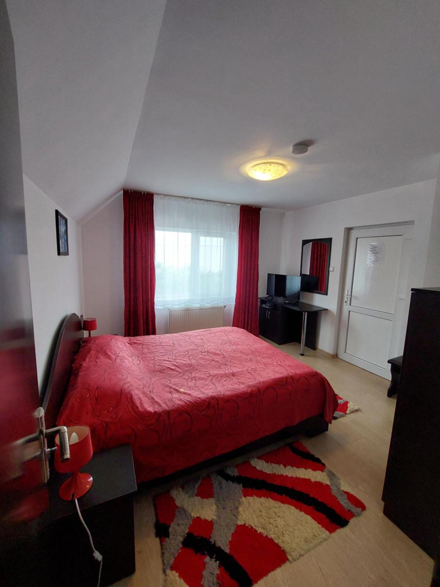 Steaua Nordului Hotel Târgu Neamţ Exterior foto