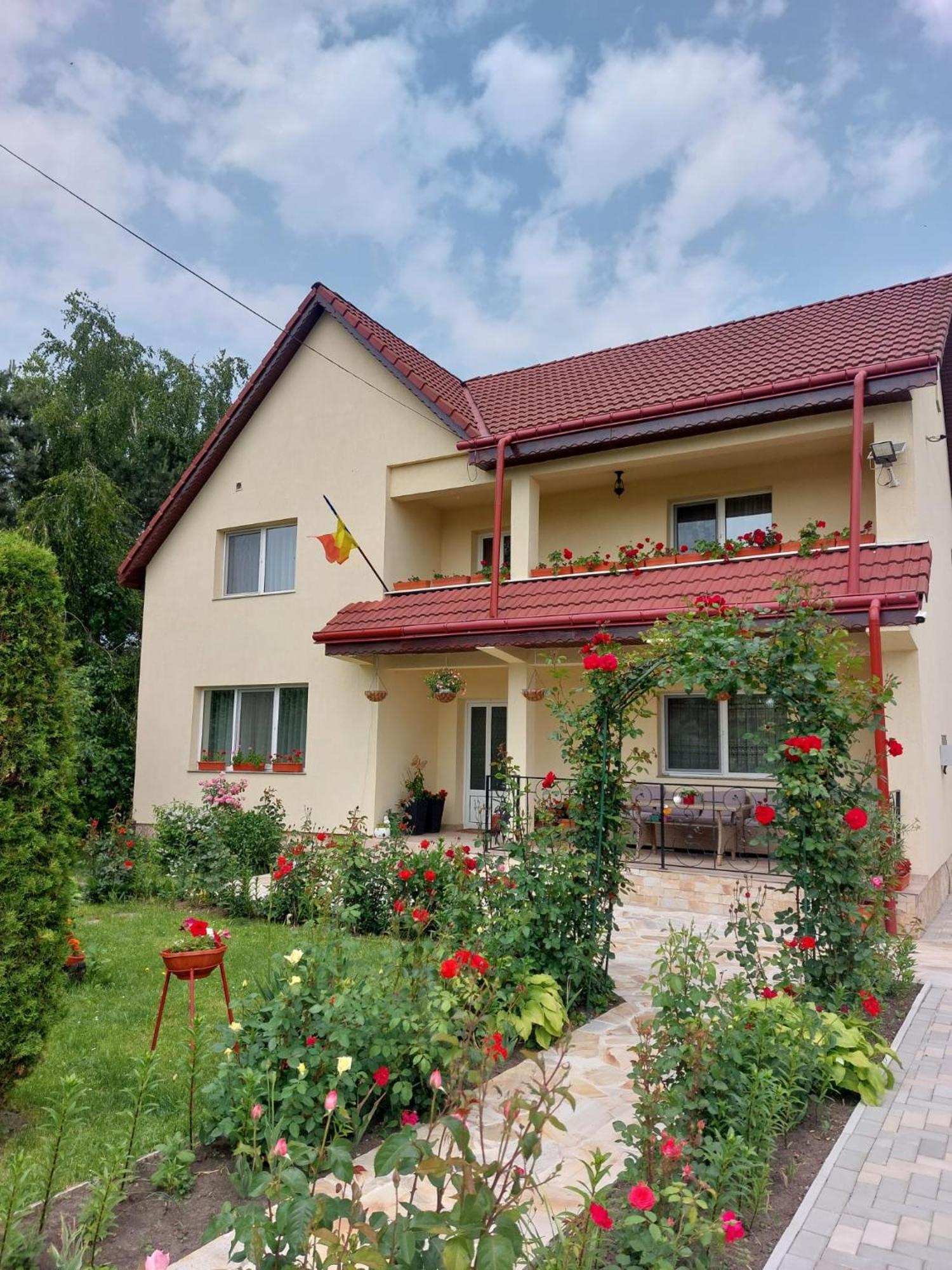 Steaua Nordului Hotel Târgu Neamţ Exterior foto
